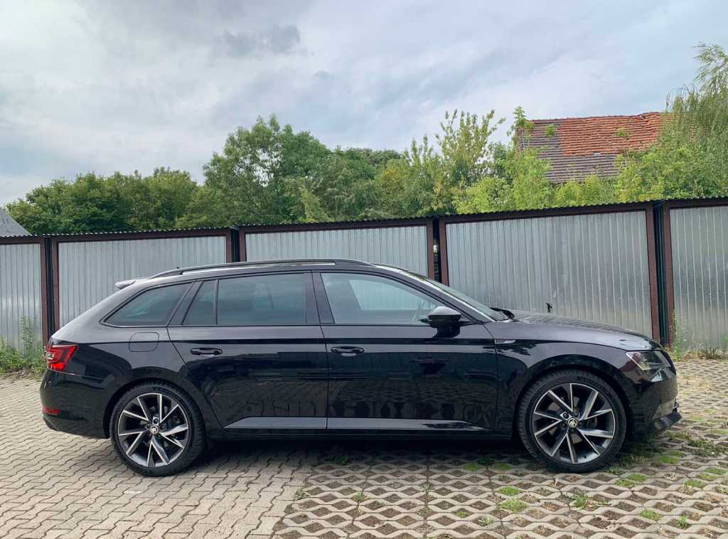 авто Skoda Superb